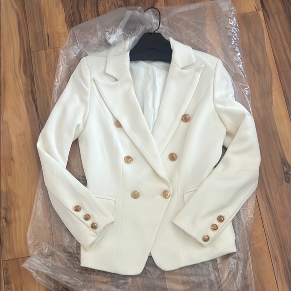Lioness White and Gold Tailored Blazer - Picture 1 of 5